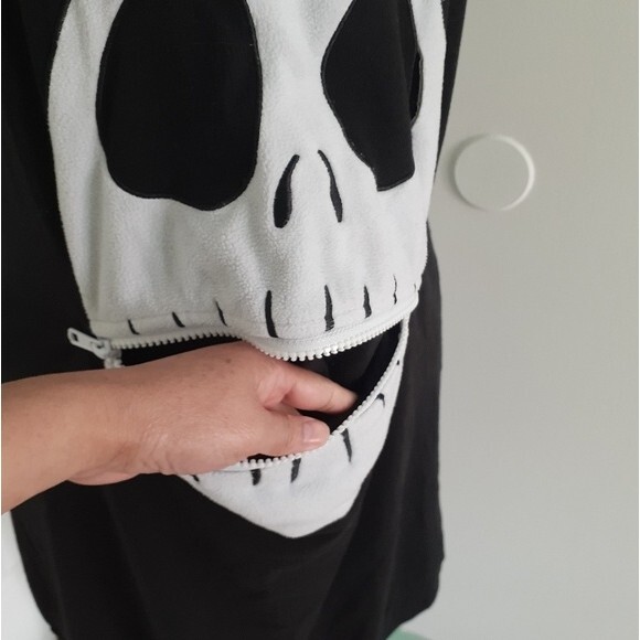 Disney's Tim Burton's Nightmare Before Christmas Skull Pocket Sleepwear Dress - Picture 8 of 10